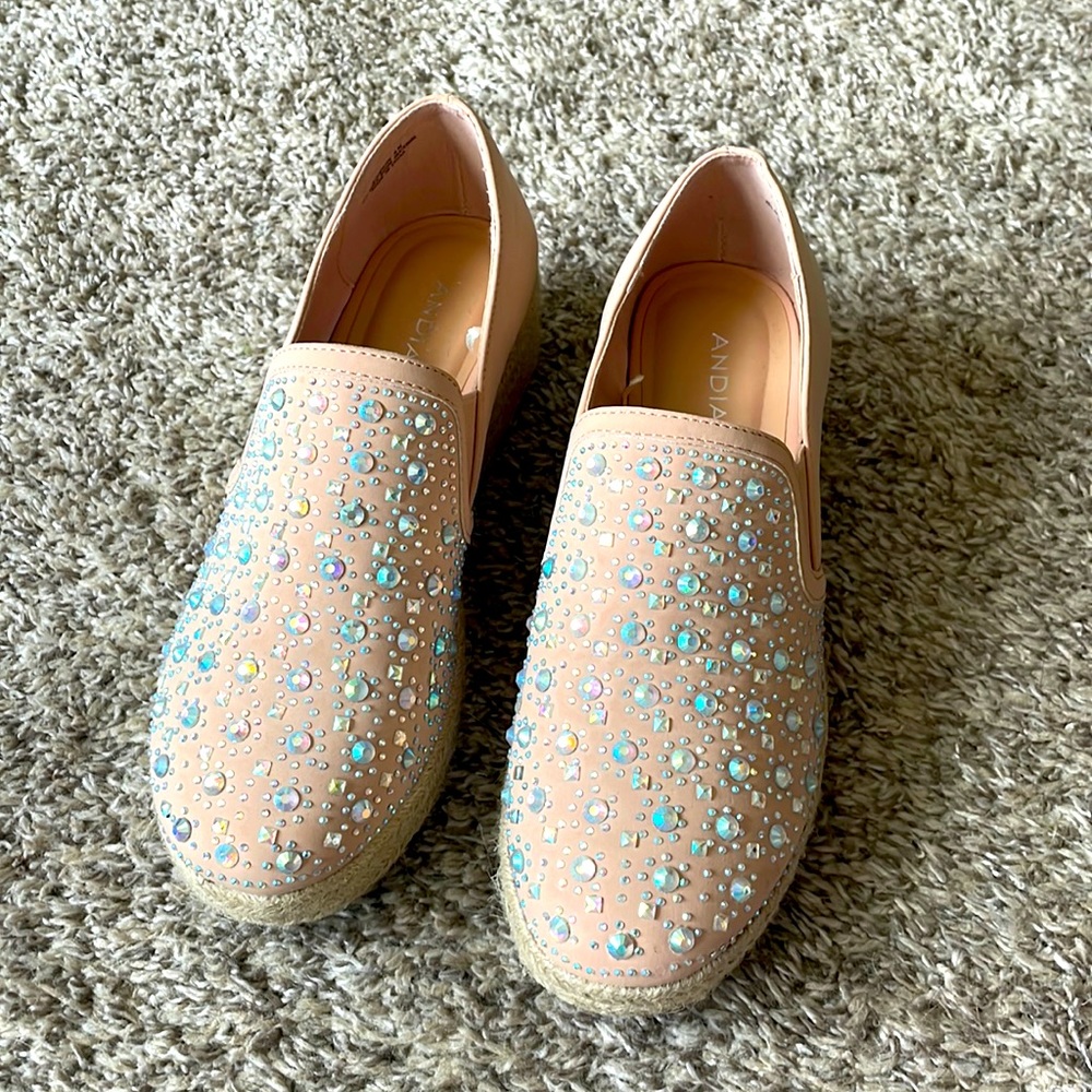 Andiamo women’s bejeweled shoes, size 6, NWOT